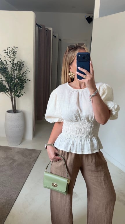 Blouse écrue à manches bouffantes — vue alternative