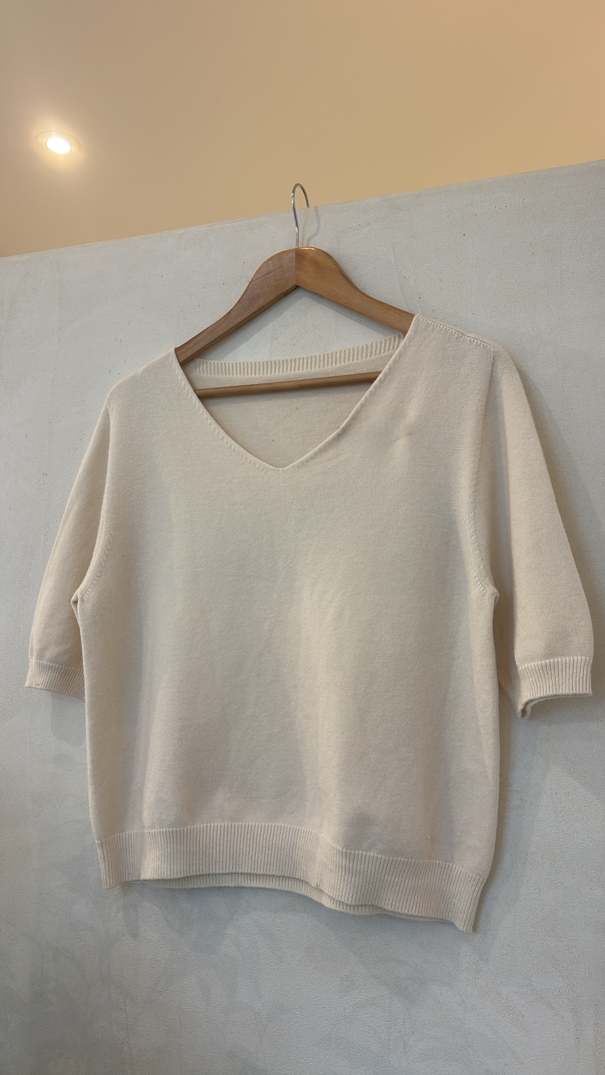Pulls sans manches col V (plusieurs coloris) — vue 8