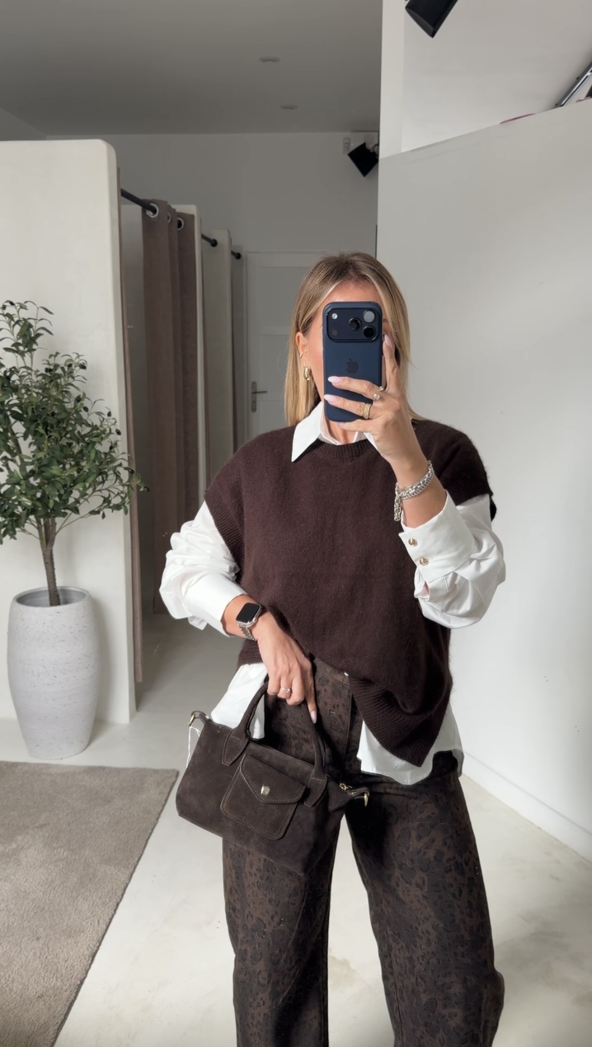 Pull sans manches marron — vue 2