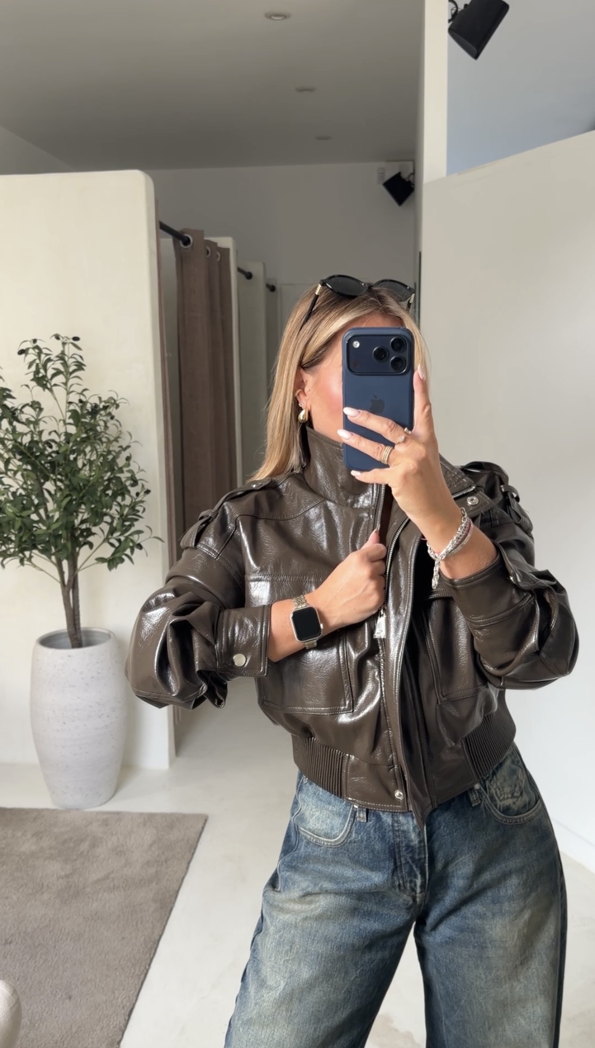 Veste en simili cuir marron avec poches — vue 2
