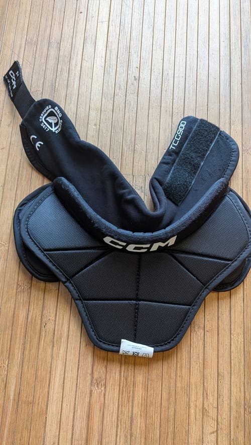 Protège cou CCM TC900 junior