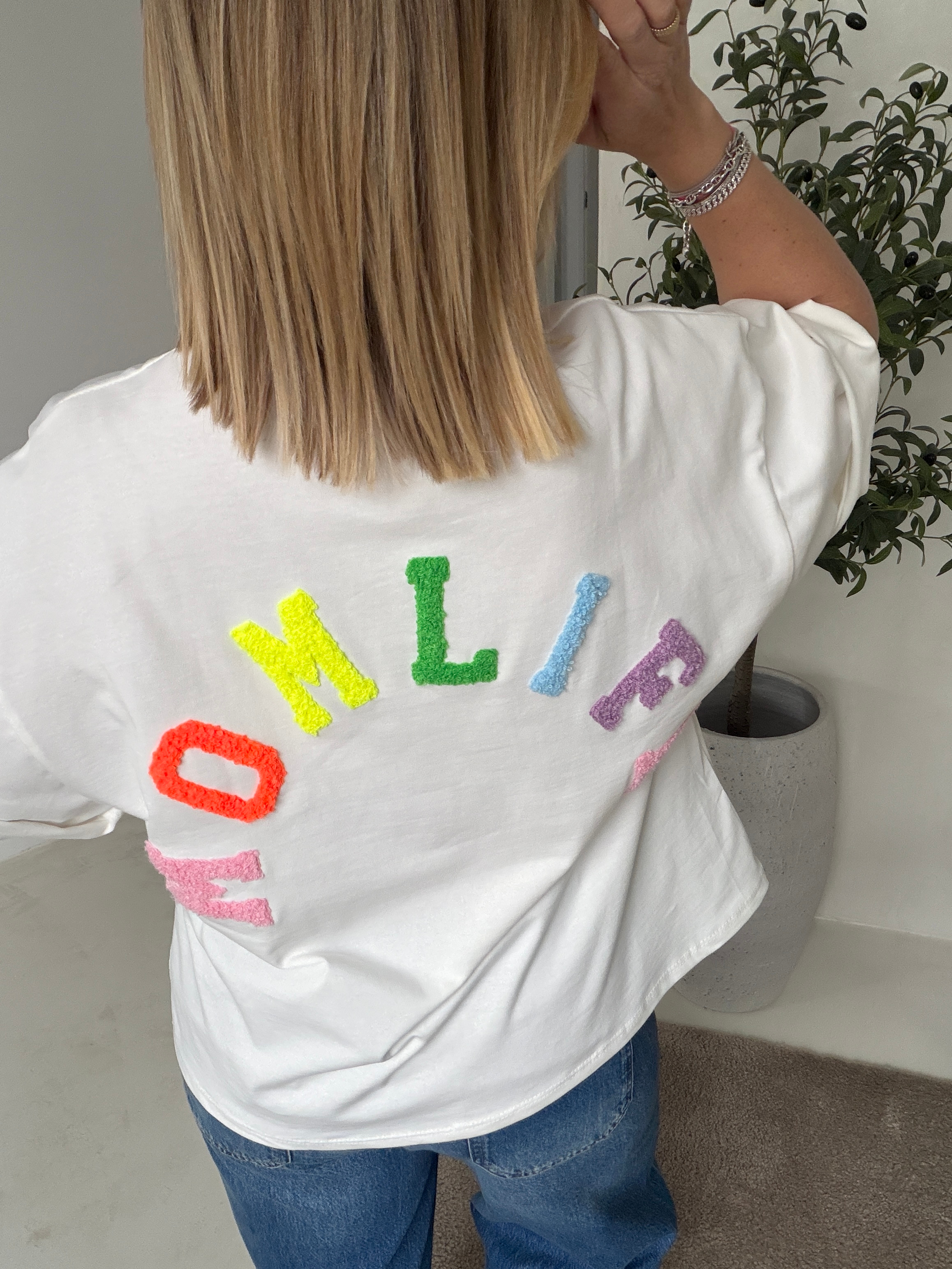 T-shirt oversize blanc « mom life » — vue 2