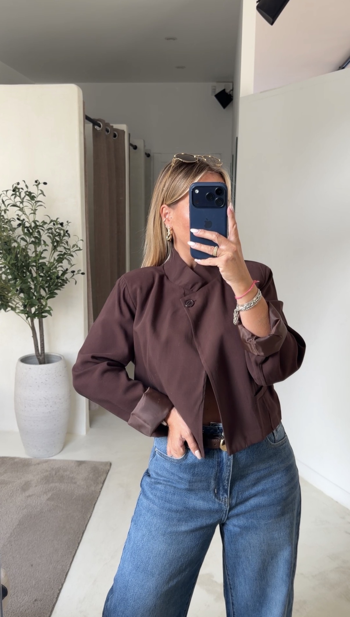 Blazer court asymétrique marron — vue 2