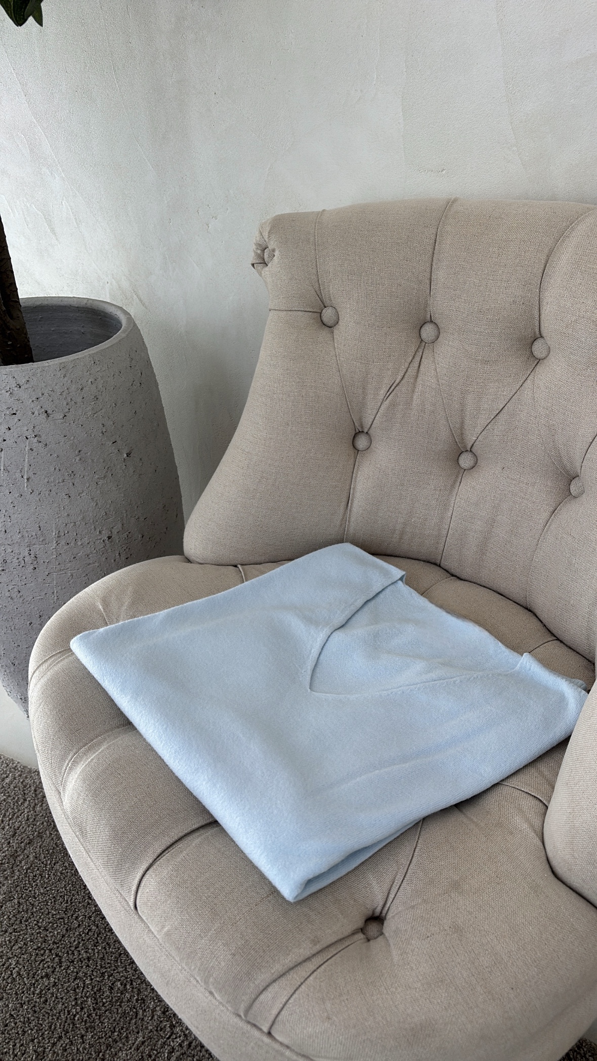 Pulls col V toucher cachemire — vue 8