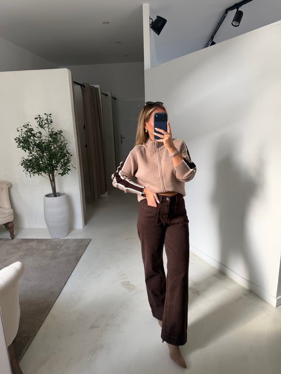 Cardigan beige avec bandes marron
