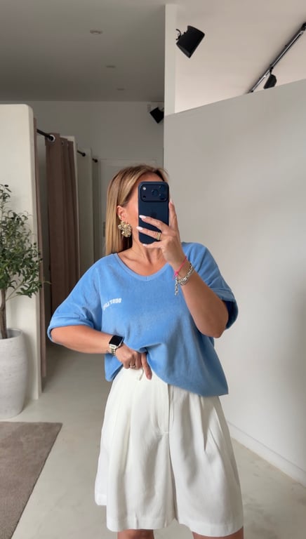 T-shirt bleu en éponge