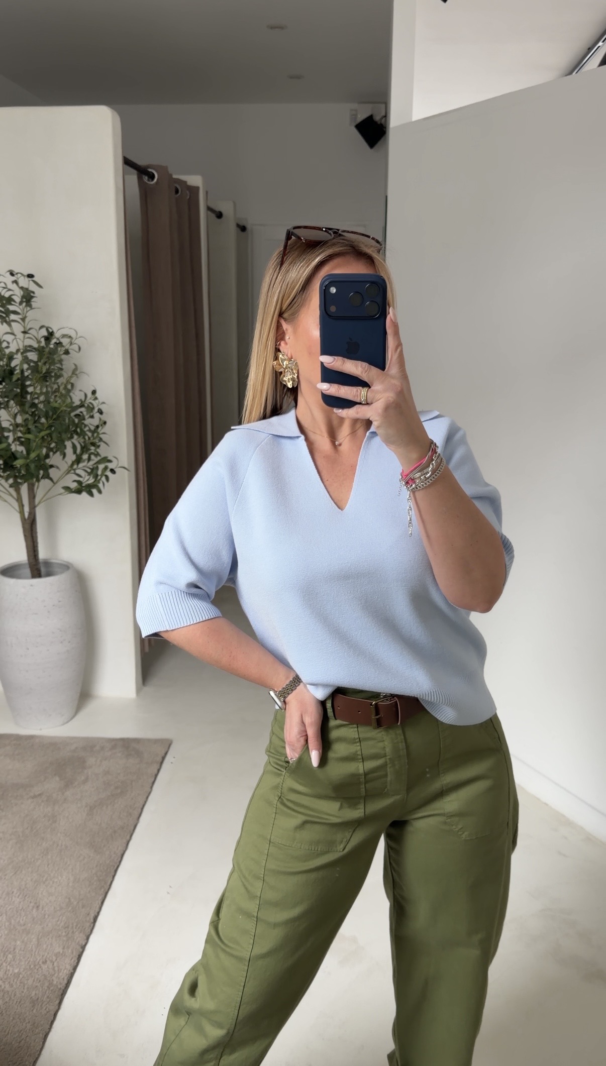Polo col V bleu ciel — vue 2