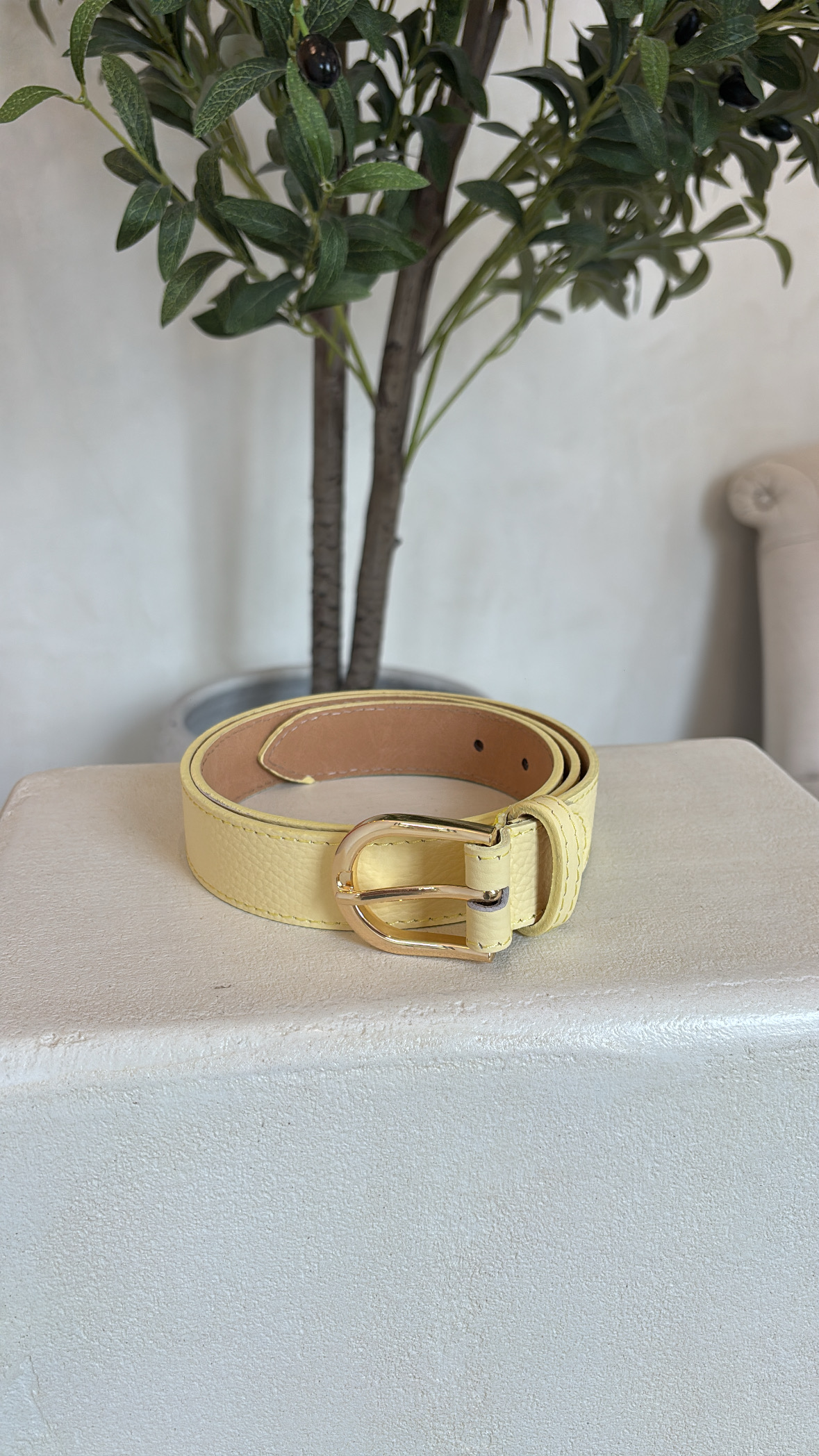 Ceinture épaisse en cuir grainé jaune