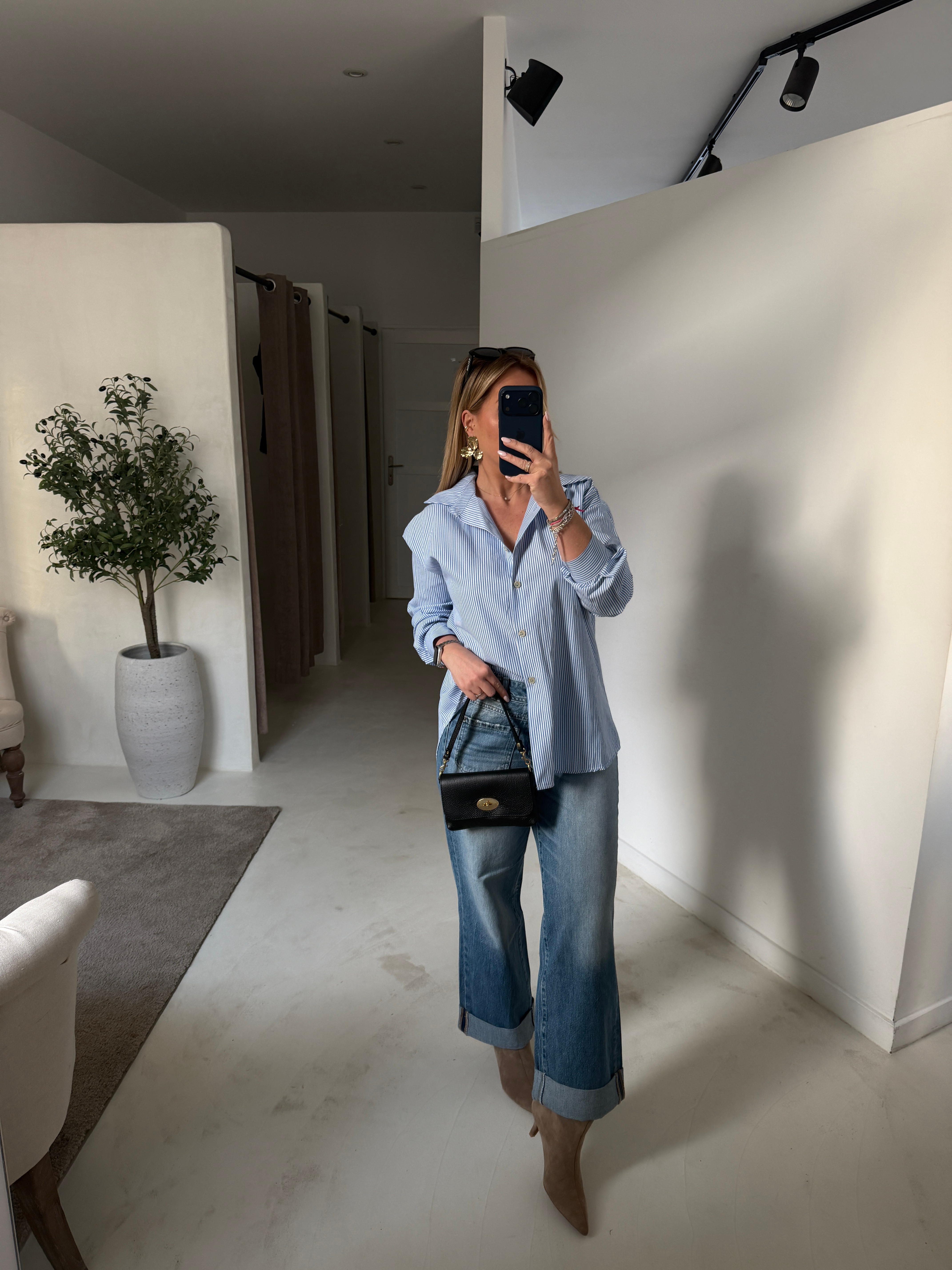 Chemise rayée avec coeur en dentelle dans le dos — vue 3