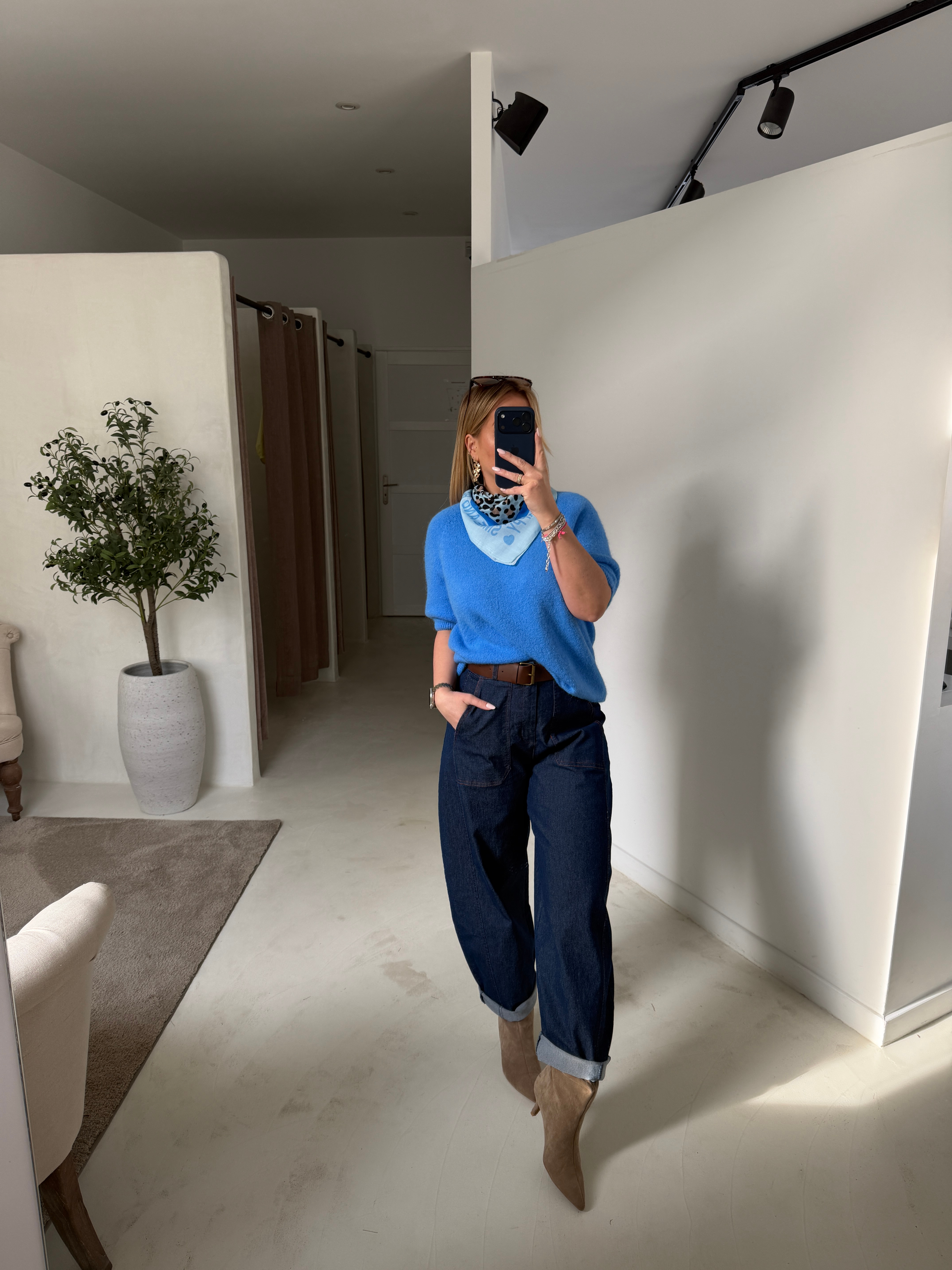 Pull manches courtes bleu électrique — vue 2