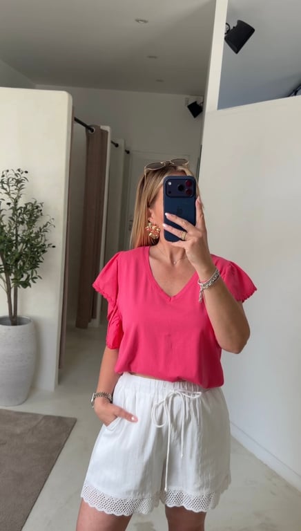 Short blanc à broderies