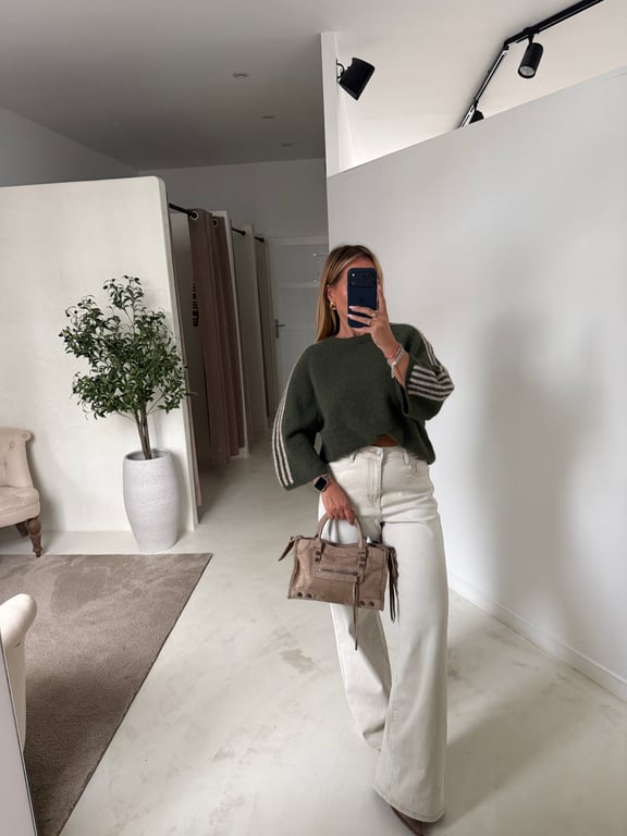 Pull manches 3/4 vert avec bandes beige