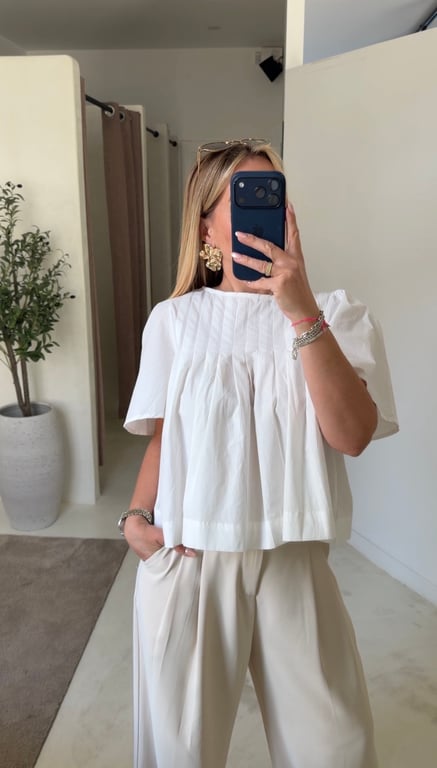 Blouse blanche plissée — vue alternative