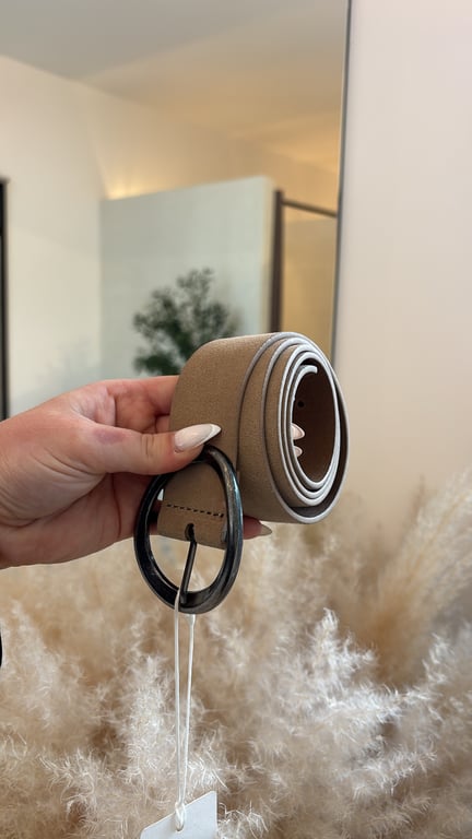 Ceinture épaisse beige toucher daim