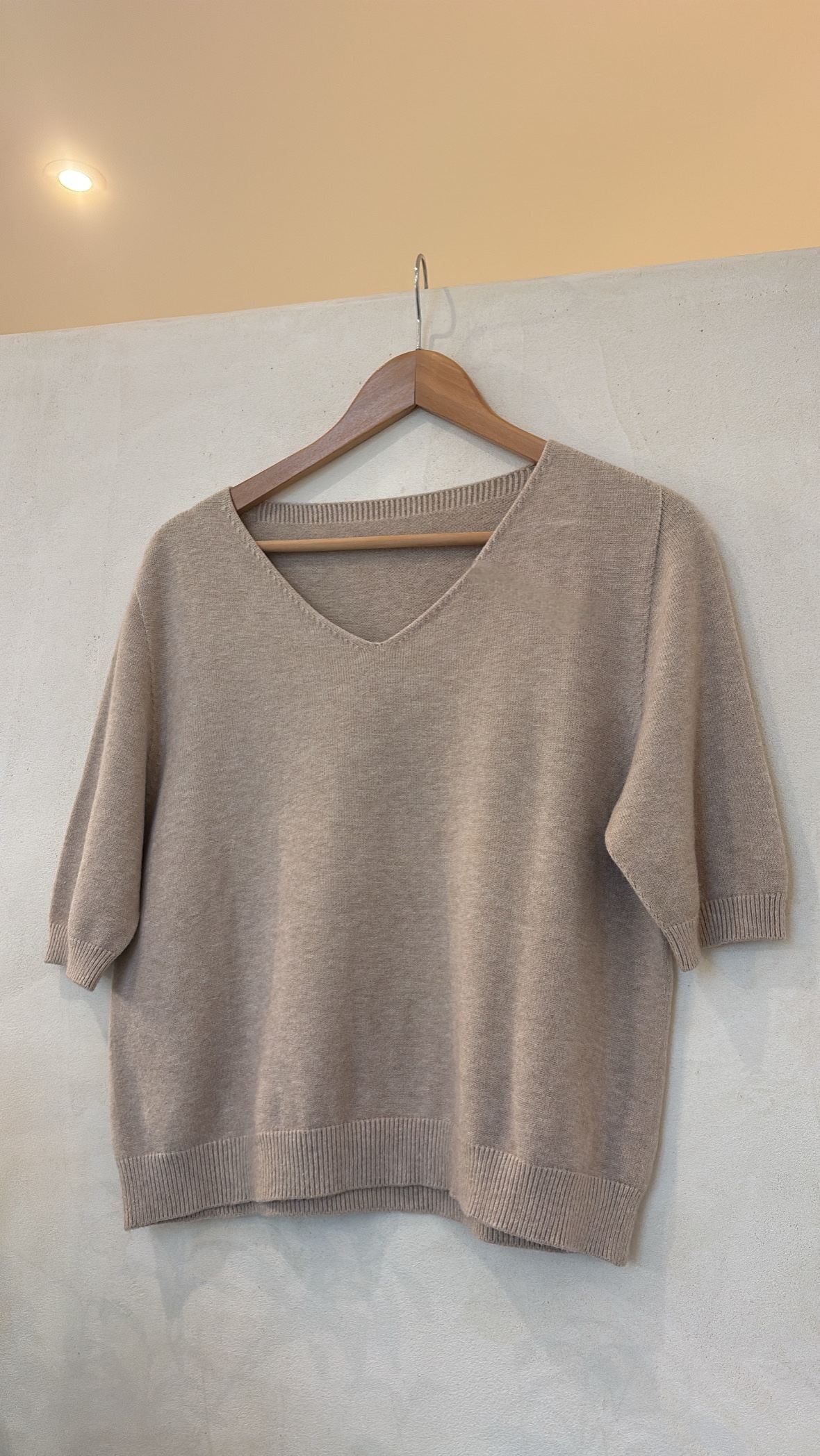Pulls sans manches col V (plusieurs coloris) — vue 9