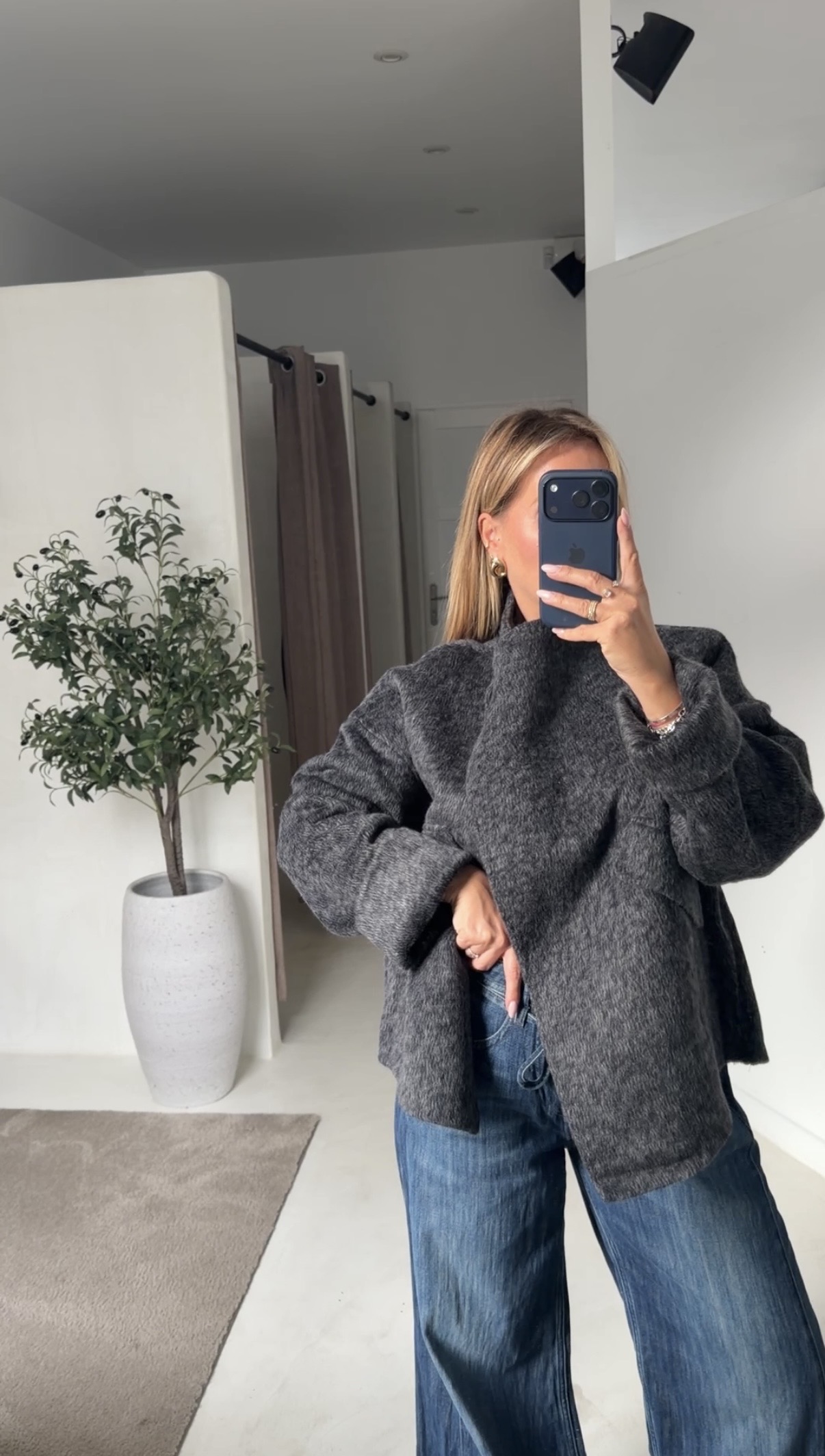 Manteau gris avec fermeture asymétrique — vue 3