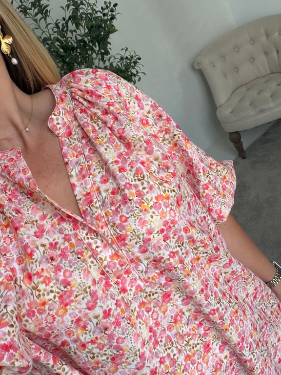 Robe fleuris col V — vue alternative