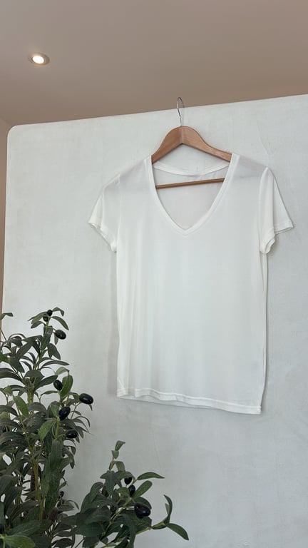 T-shirt col V blanc