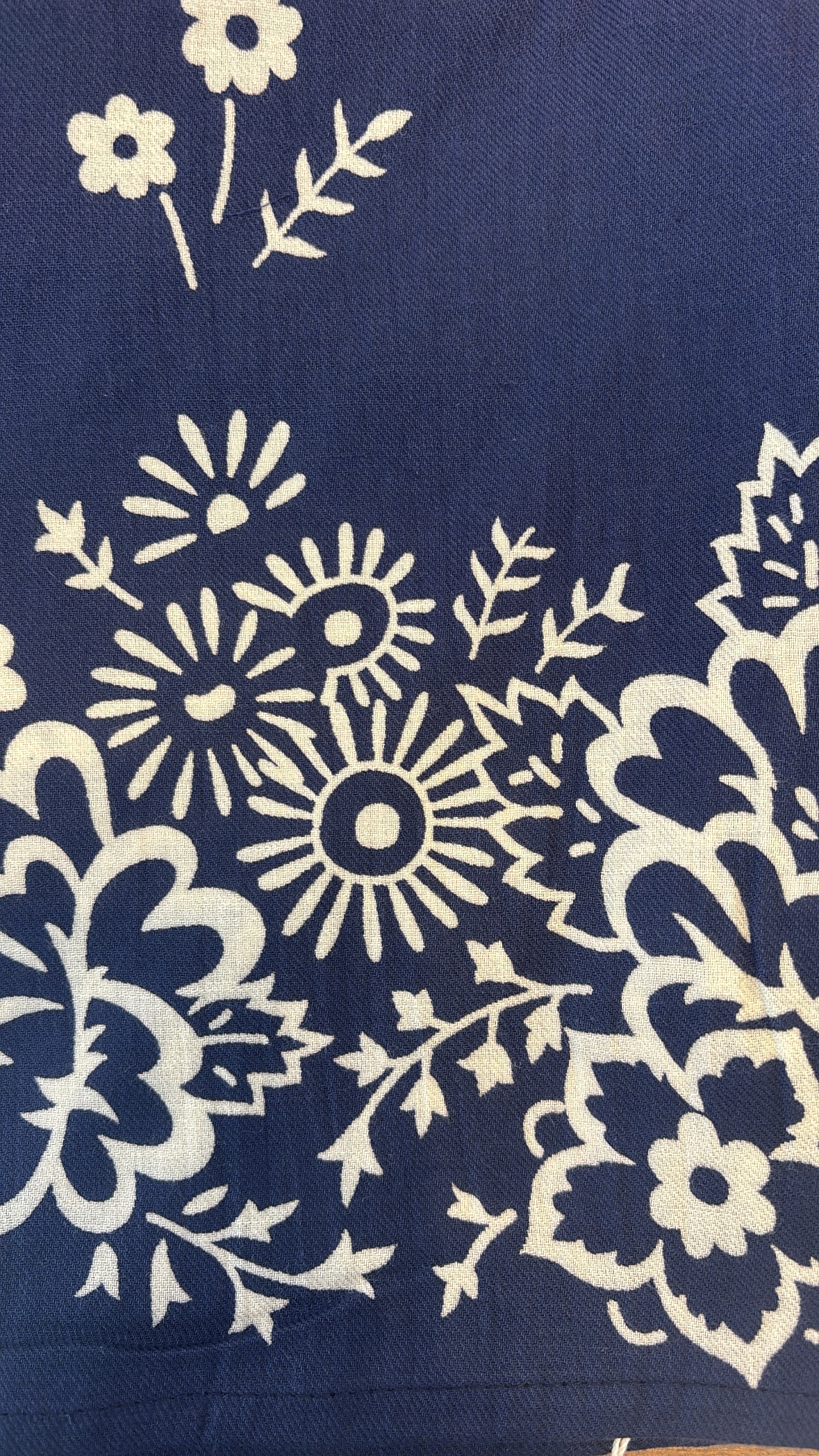 Grand foulard à motifs So Family — vue 10