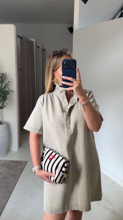 Robe en jean beige sable à col montant — vue alternative