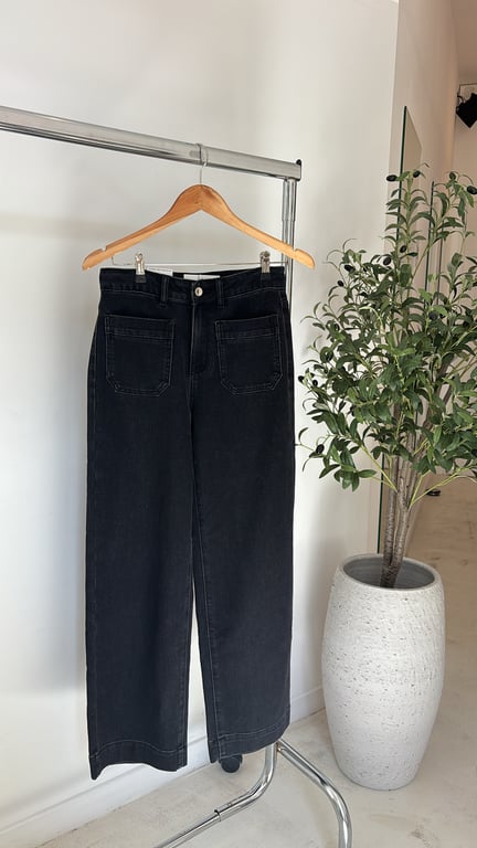 Jean taille haute détails poches noir