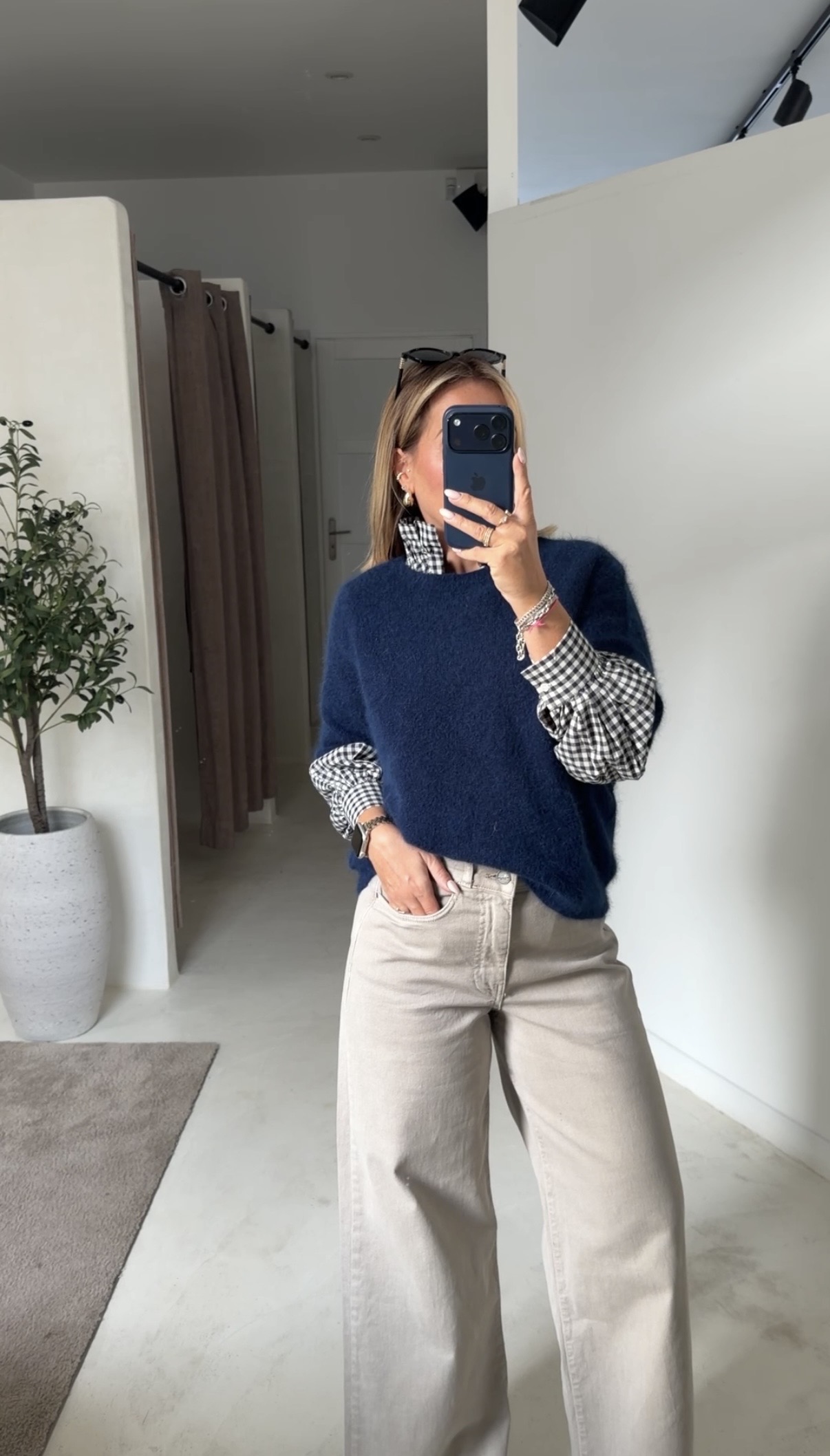 Blouse vichy bleu marine & noeud élégant — vue 2