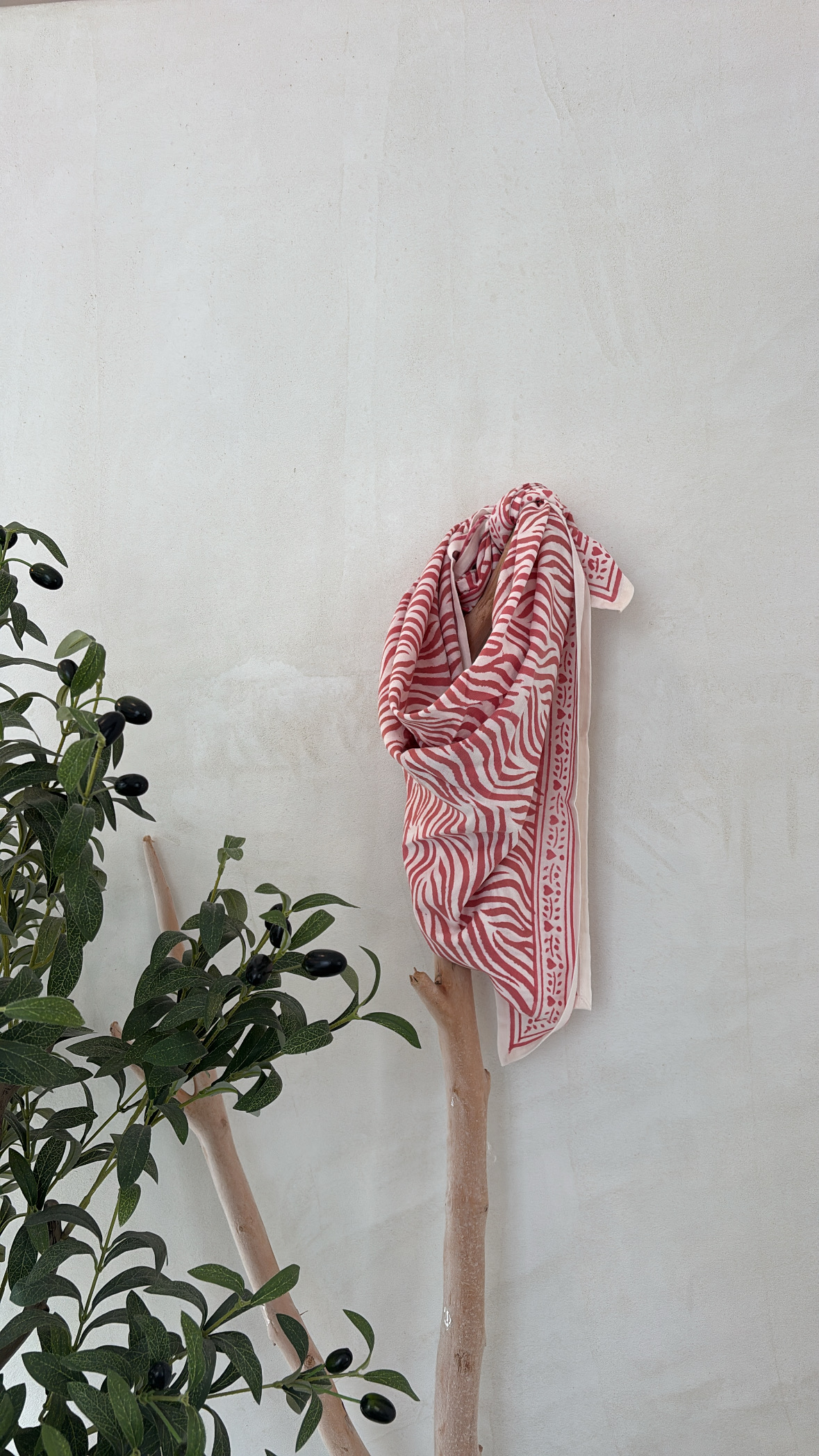 Grand foulards à motifs Maison Augustin — vue 8