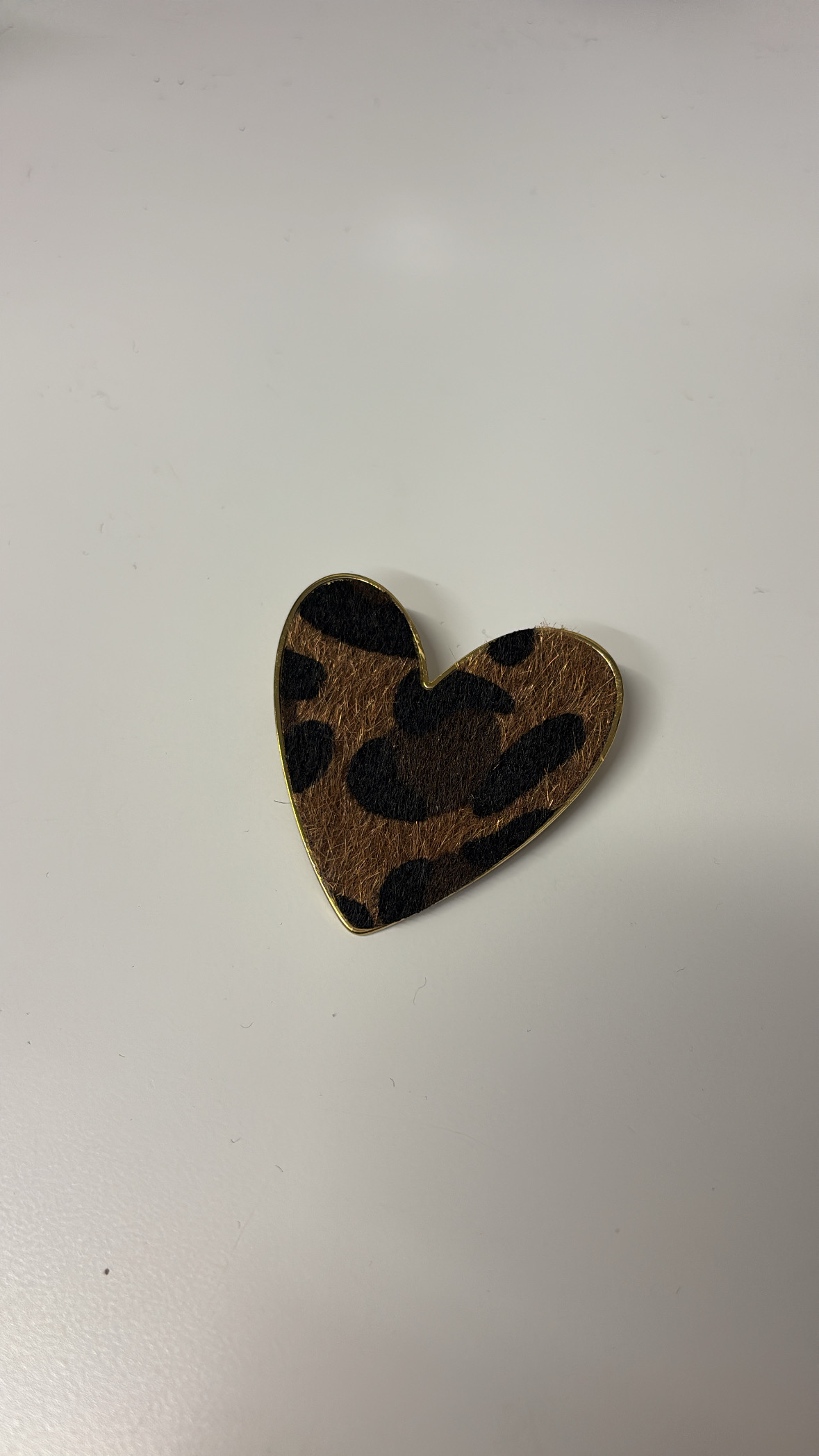 Broches texturées léopard — vue 2