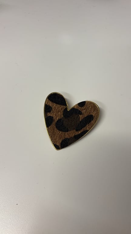 Broches texturées léopard — vue alternative