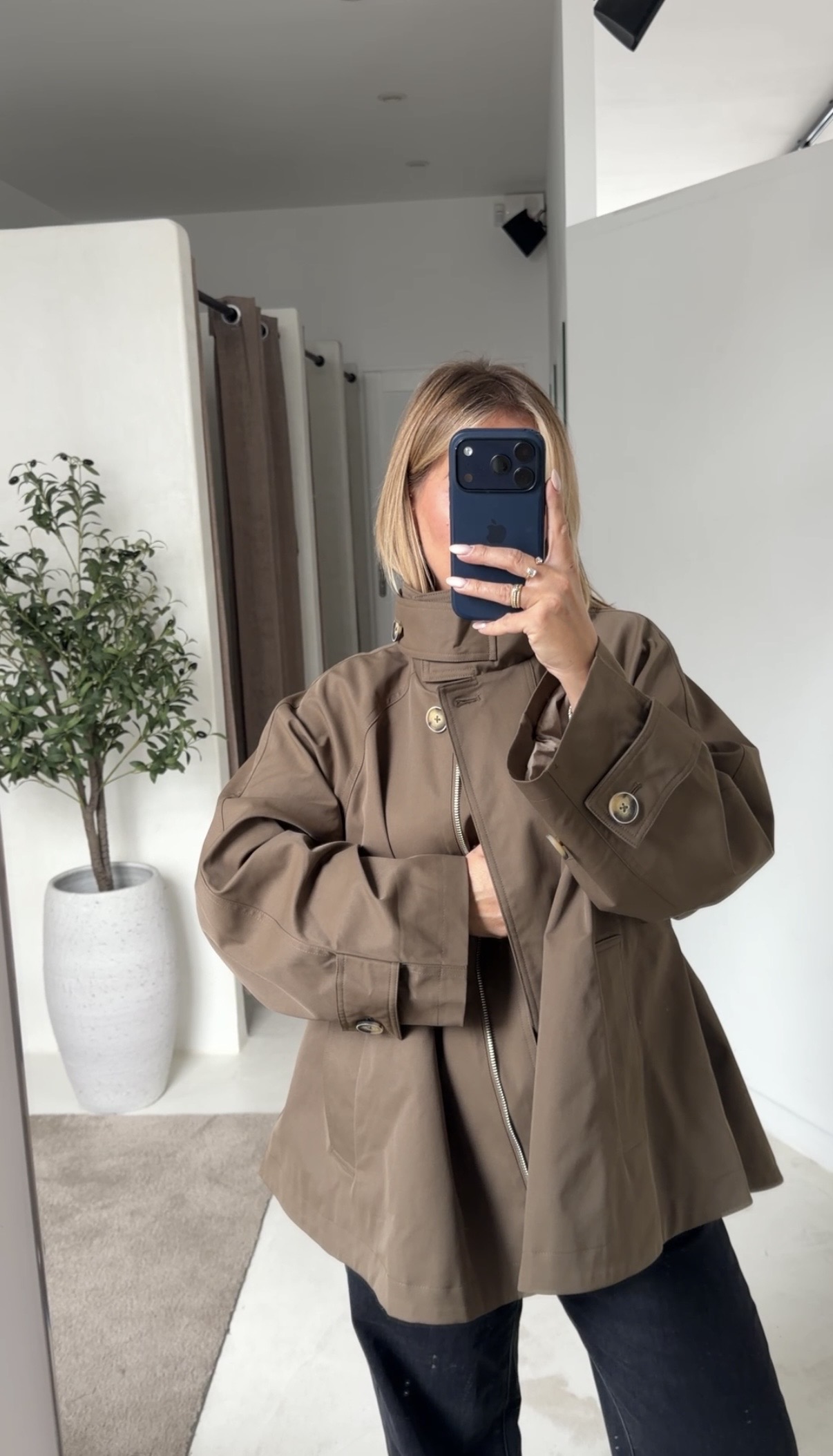 Trench kaki court & col montant — vue 2
