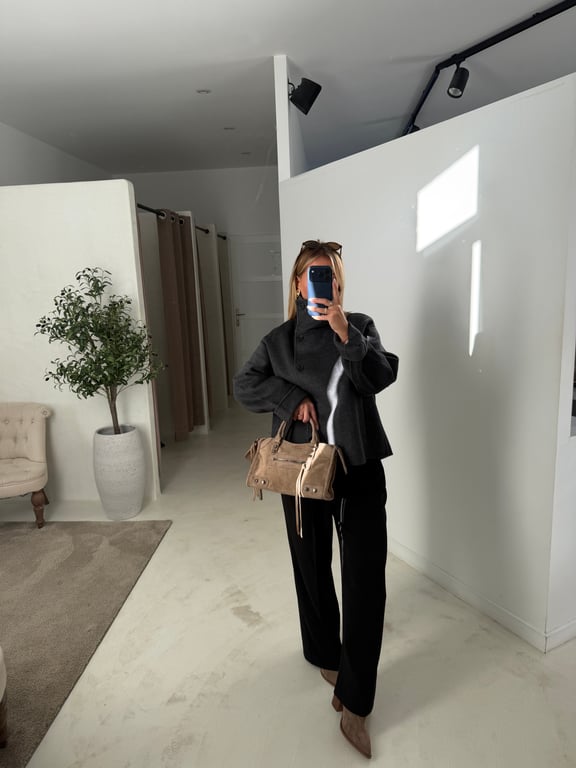 Manteau gris à col funnel