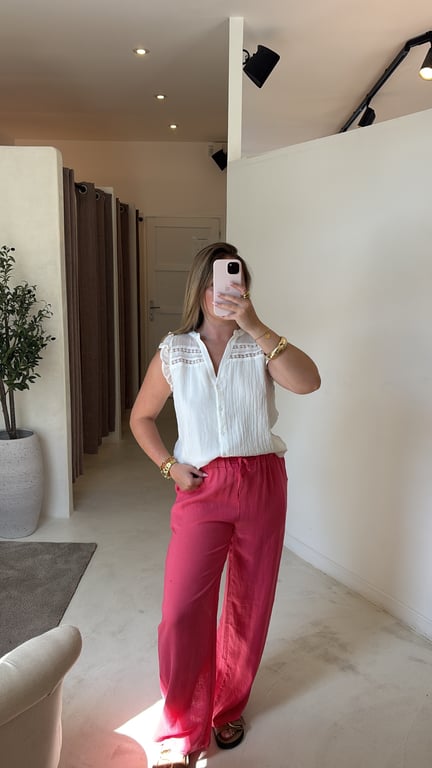 Blouse blanche col V & volants