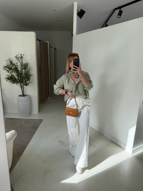 Blouse légère vert sauge