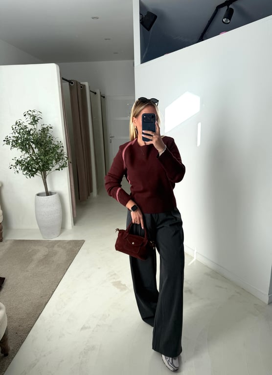 Pull à épaulettes bordeaux