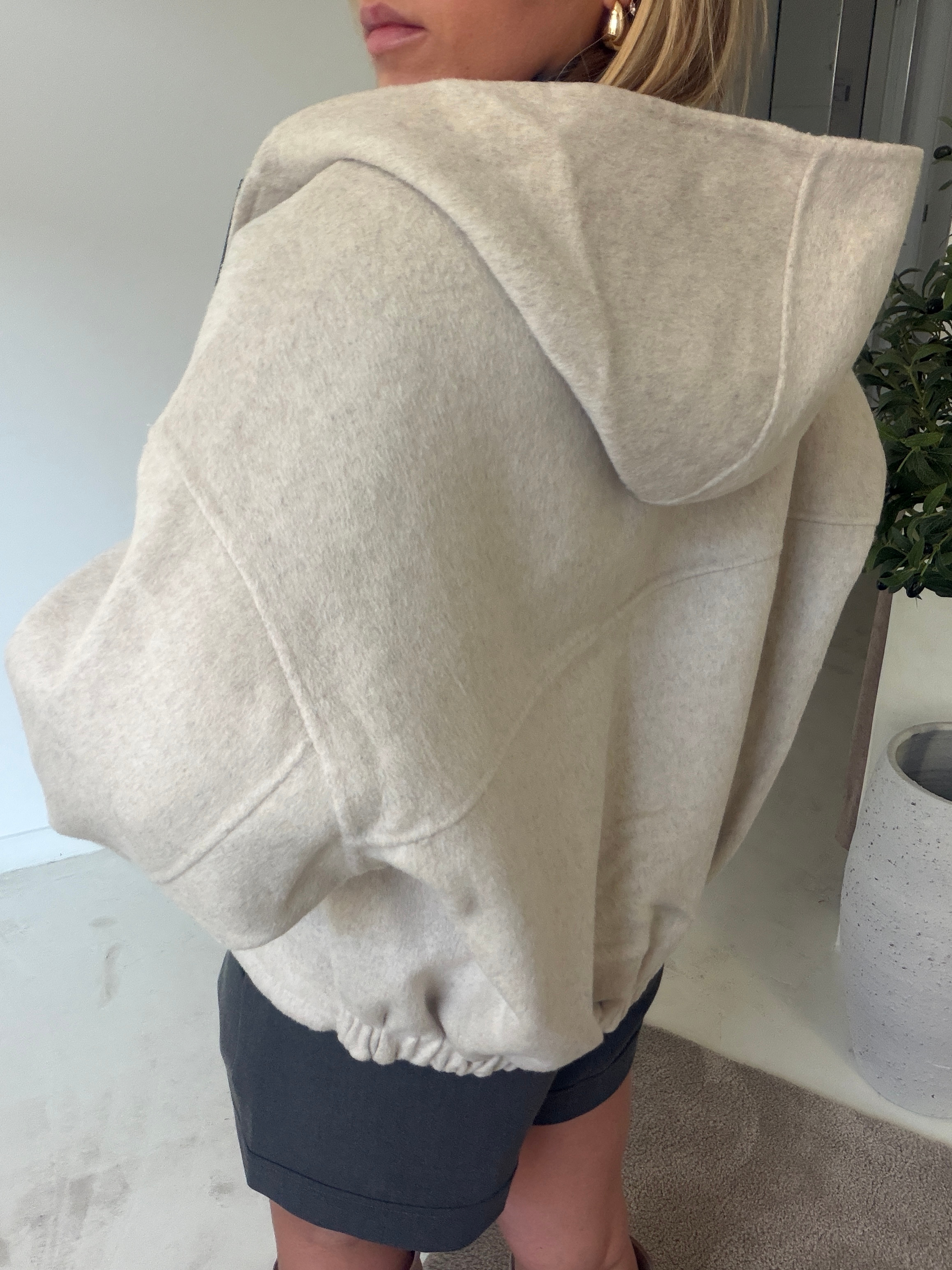 Manteau à capuche blanc cassé — vue 3