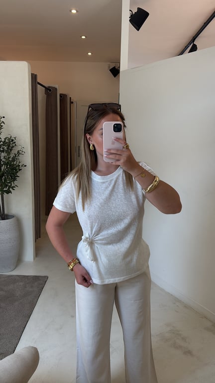T-shirt blanc avec noeud