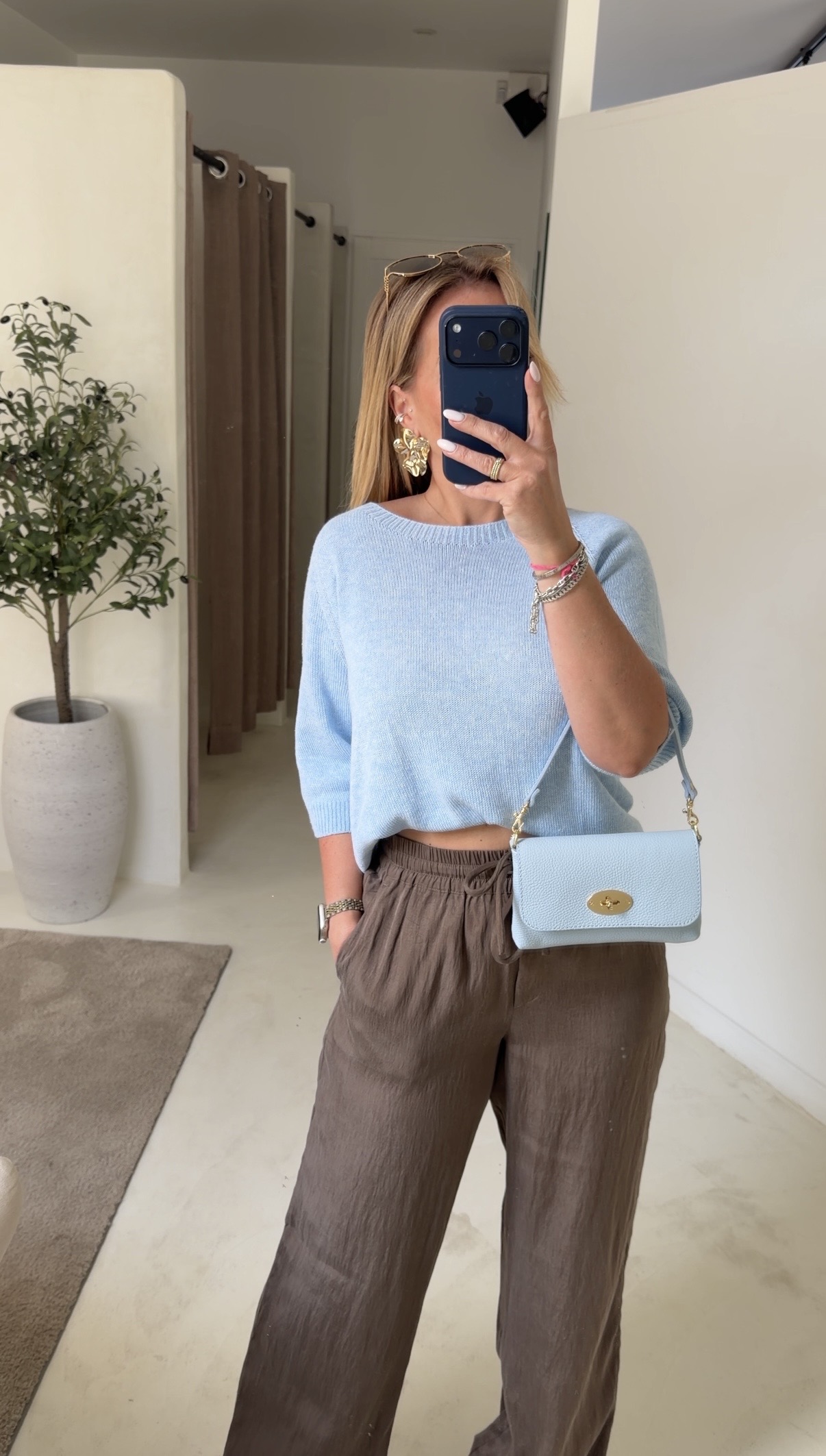Pantalon fluide marron avec effet visuel — vue 2