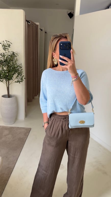 Pantalon fluide marron avec effet visuel — vue alternative
