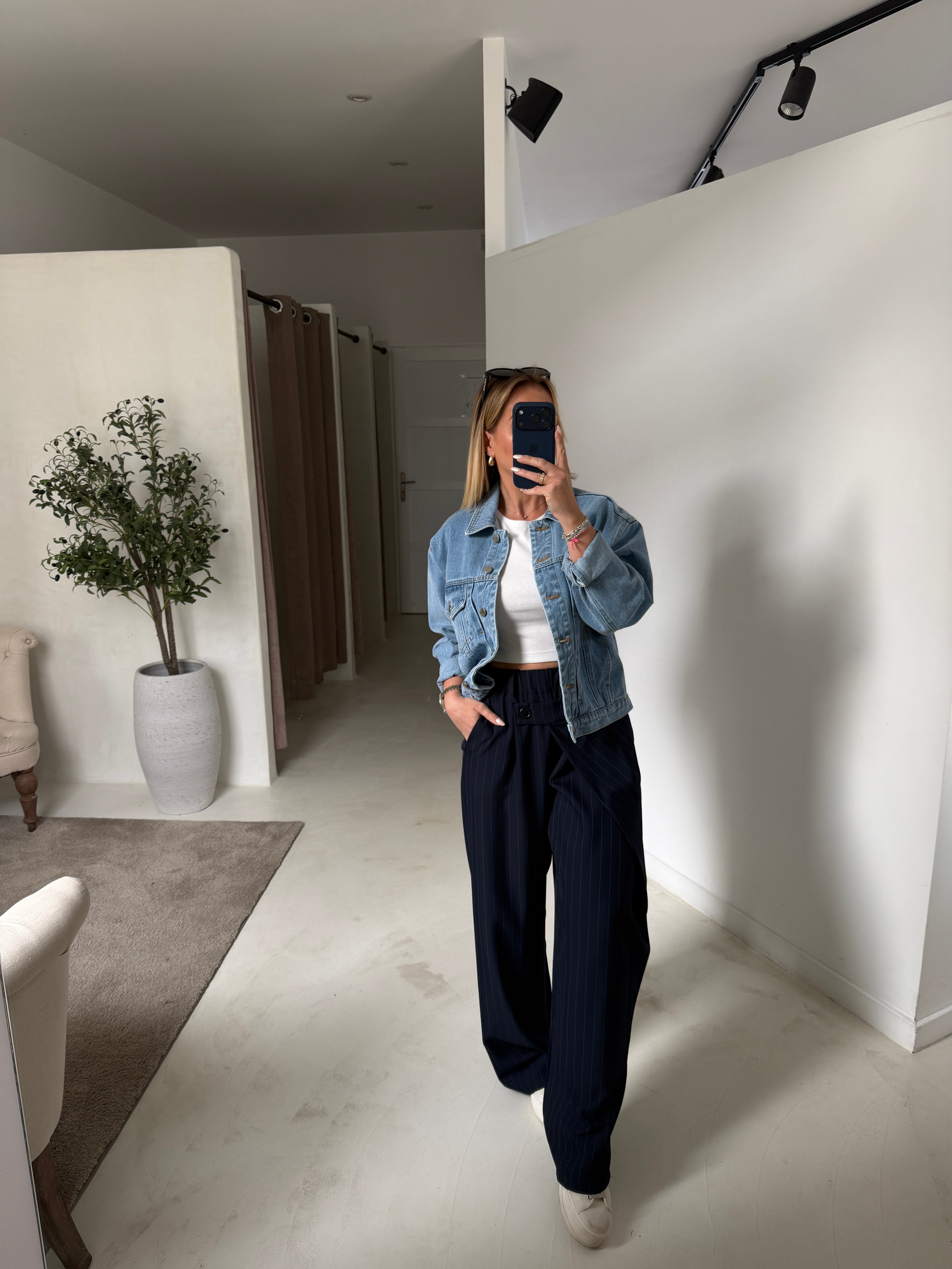 Pantalon large asymétrique rayé bleu marine