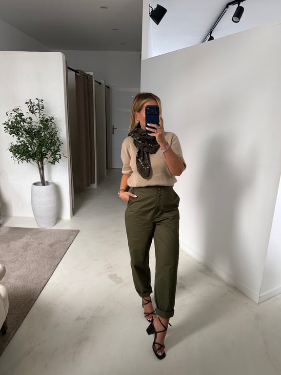 Pull manches courtes beige dos nu croisé