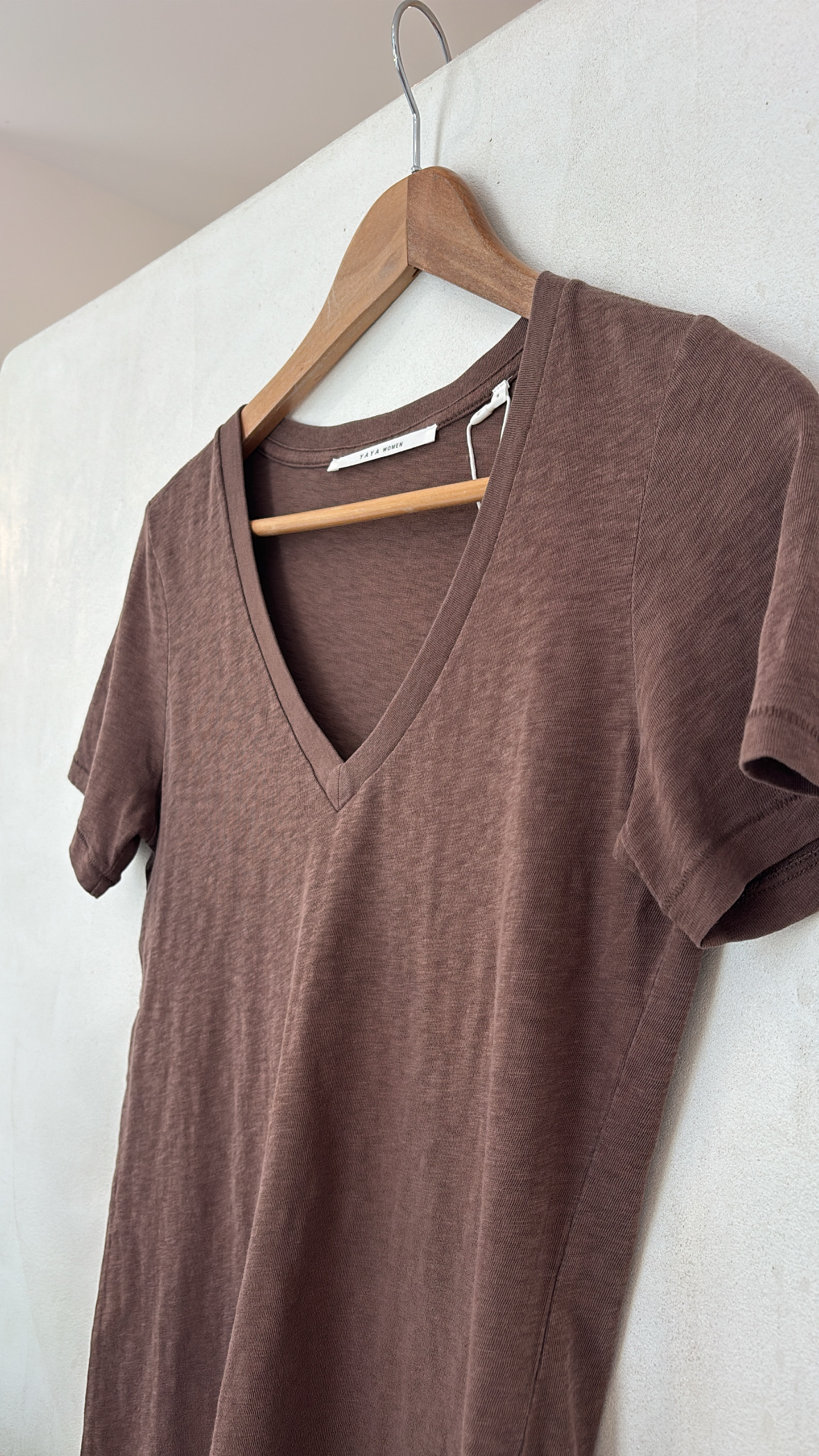 T-shirts col V en coton légers — vue 3
