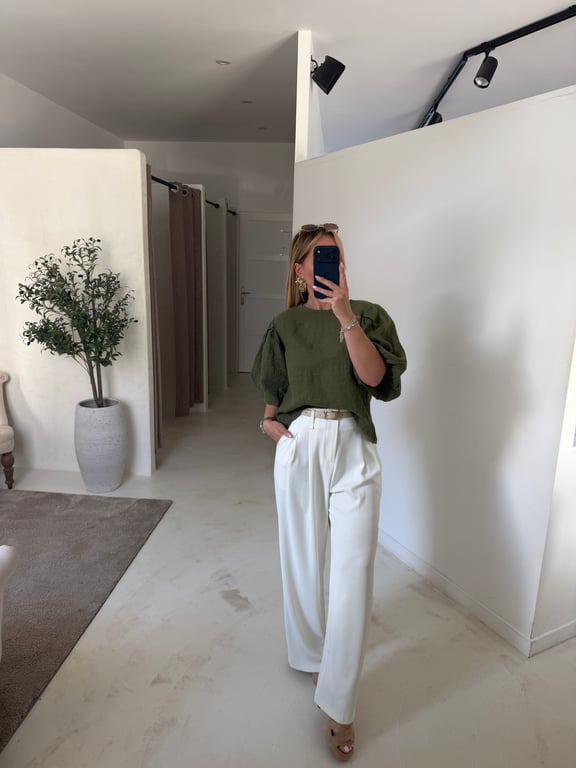 Blouse en lin kaki manches bouffantes