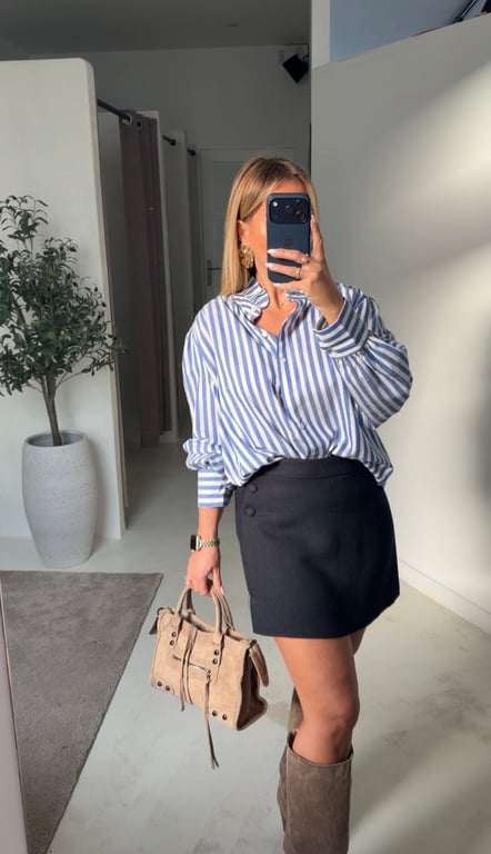 Jupe short bleu marine — vue alternative