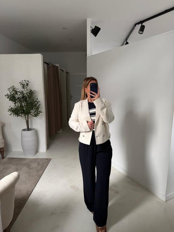 Veste ajustée écru boutons argentés - Vestes & Manteaux | Sodress