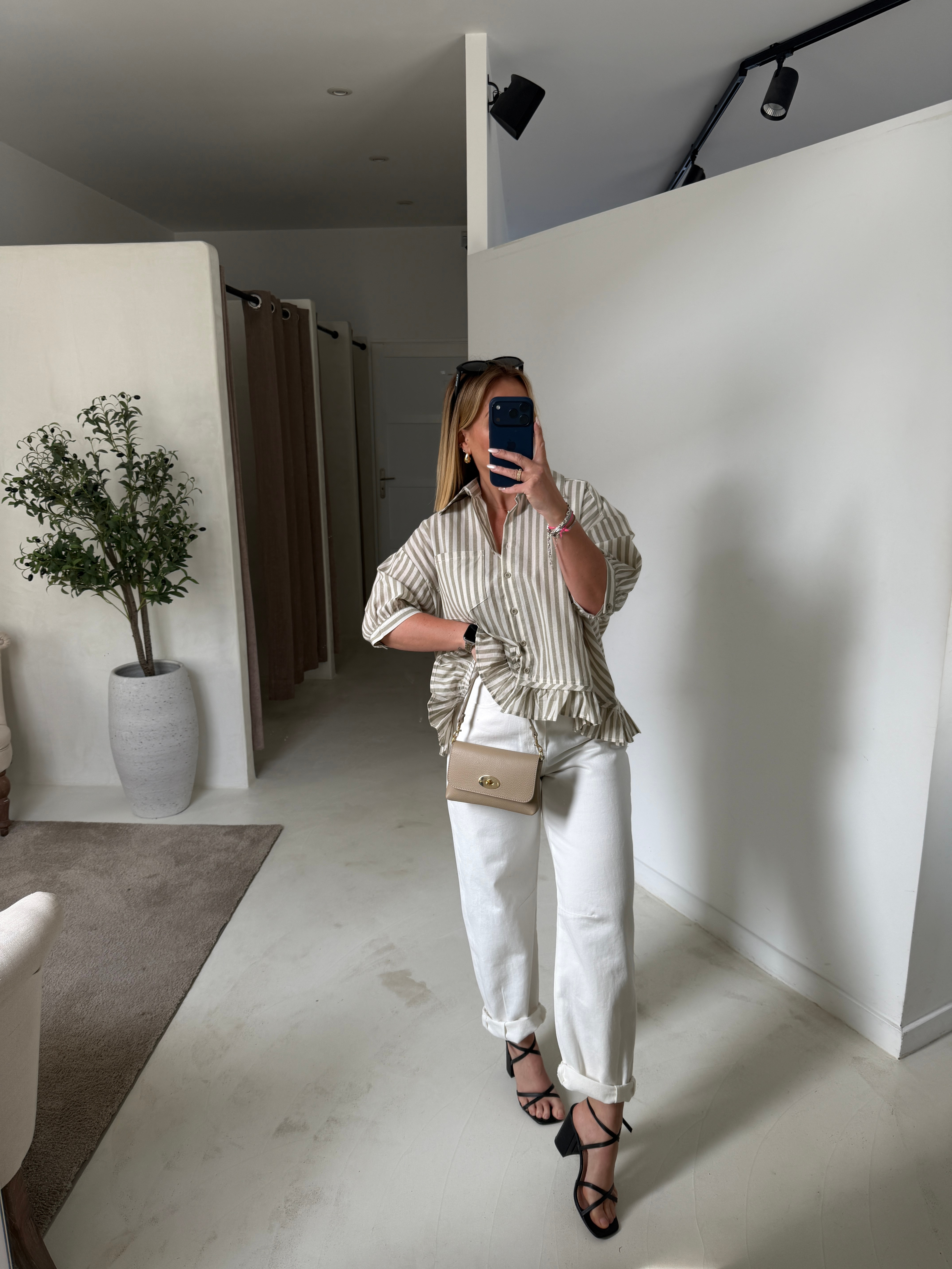 Chemise manches courtes rayé avec volants