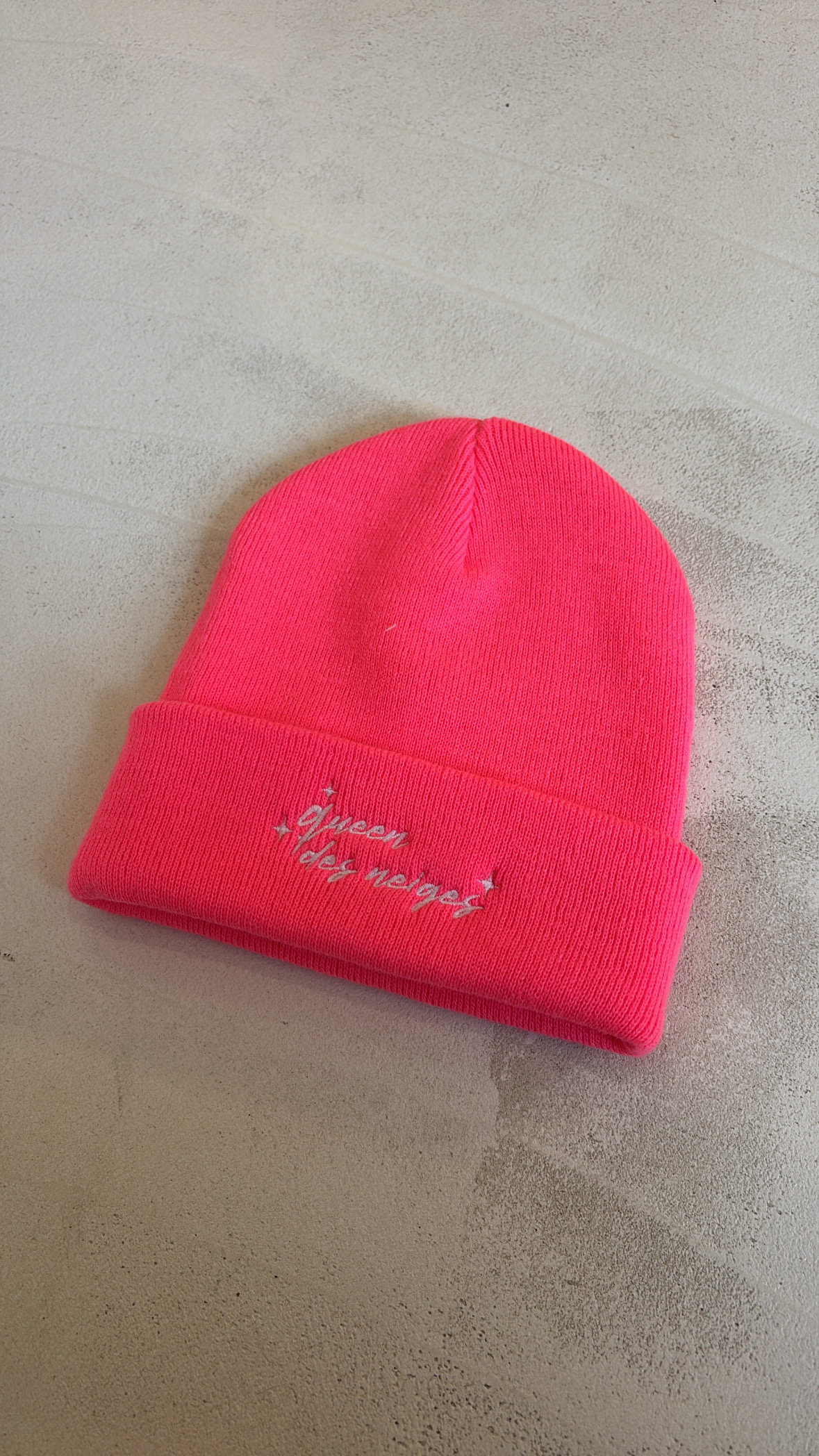 Bonnet rose fluo Queen des neiges — vue 2