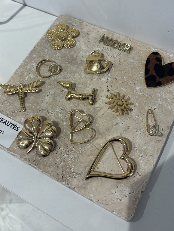 Broches fantaisies