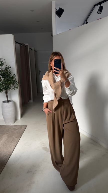 Pantalon large camel, taille élastiquée