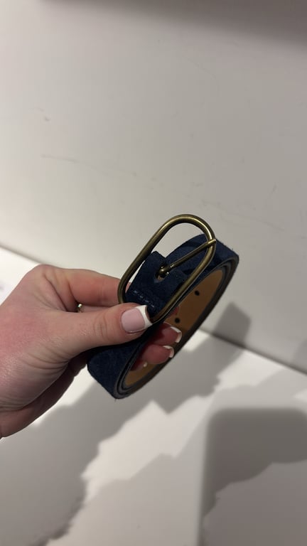 Ceinture fine en daim bleu marine, boucle dorée - Accessoires | Sodress - Vue alternative