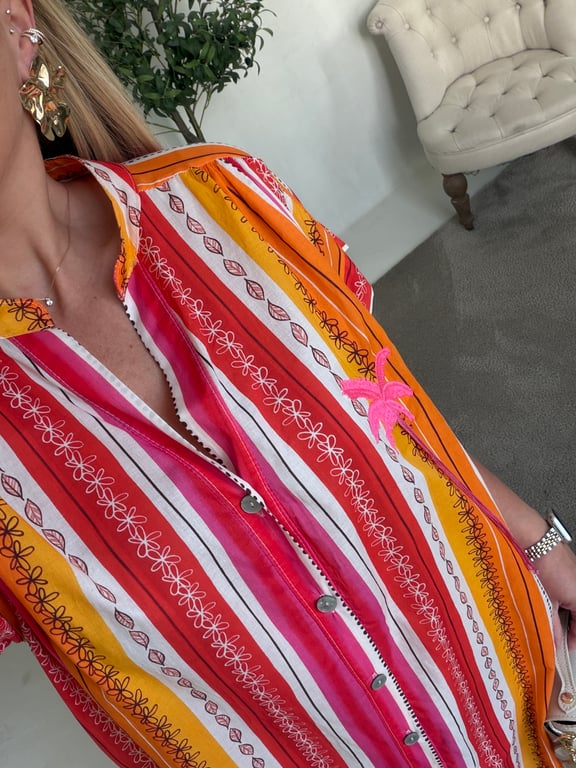 Robe courte col V à motifs colorés — vue alternative